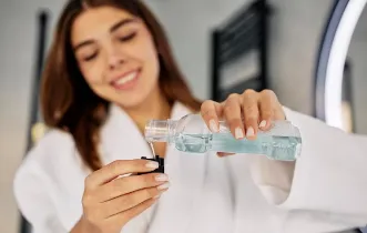 소금물로 가글하기