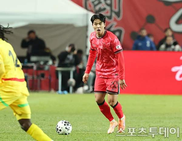설영우 축구선수 나이 프로필 학력 고향 이적 연봉 총정리: 남아공전 패배 직후 악플러 고소 사태 전말과 냉철한 경기력 평가