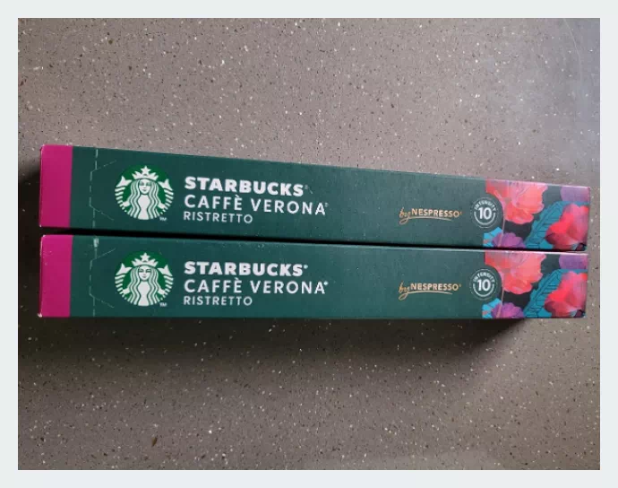 스타벅스 카페 베로나