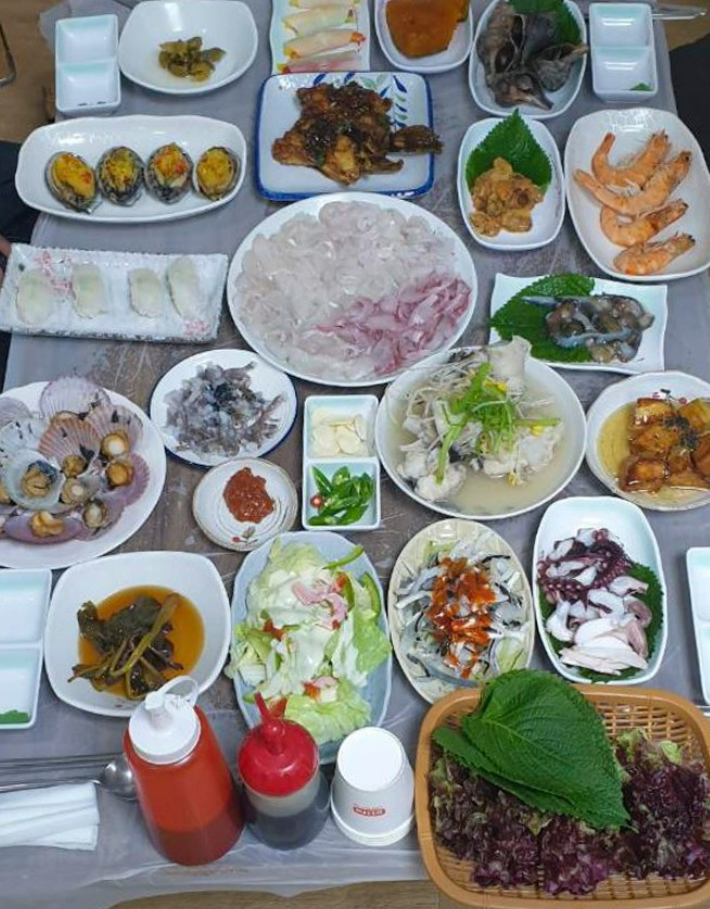 극한직업 거제 1박 3식 민박