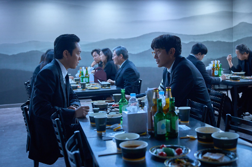 영화-로비-후기-하정우-박병은-스틸컷