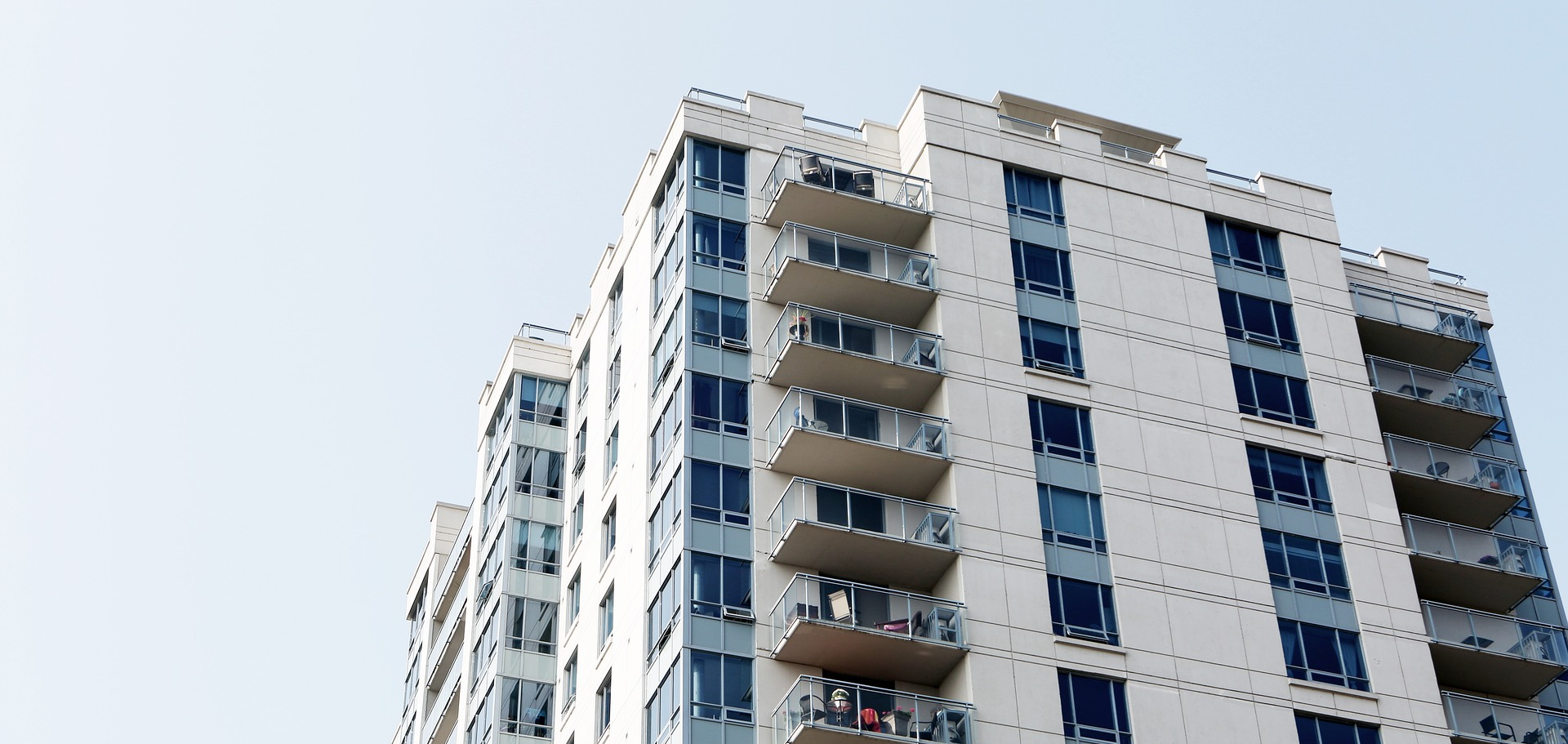 주택청약 준비부터 당첨까지의 과정을 설명하기 위해 삽입한 한 아파트의 외관 사진