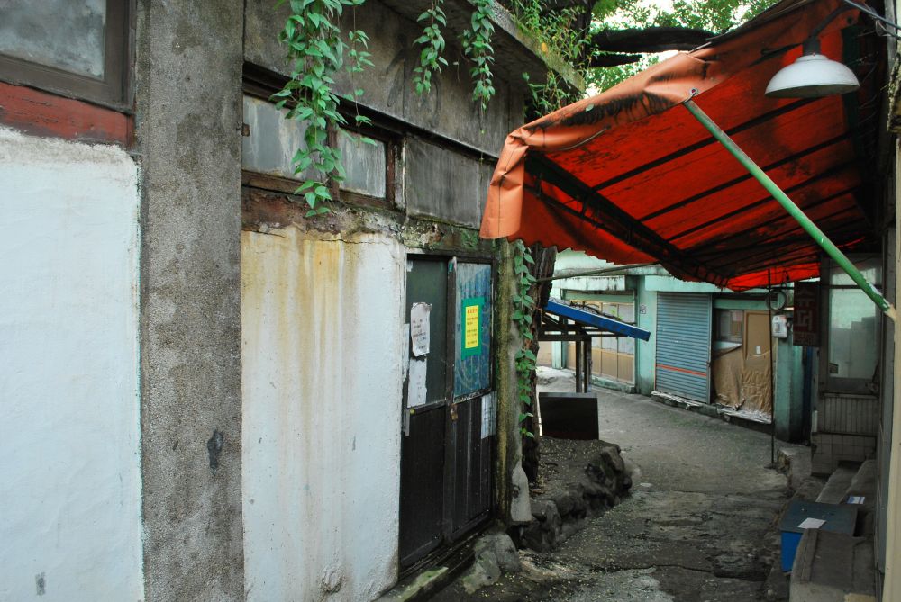 주례1동 주례시장 골목길