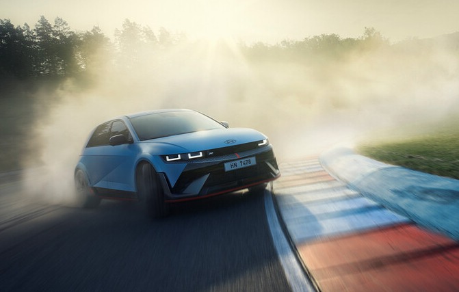 &quot;슈퍼카보다 빠른 전기차!&quot; 현대차 650마력 &#39;아이오닉 5 N&#39; 공개