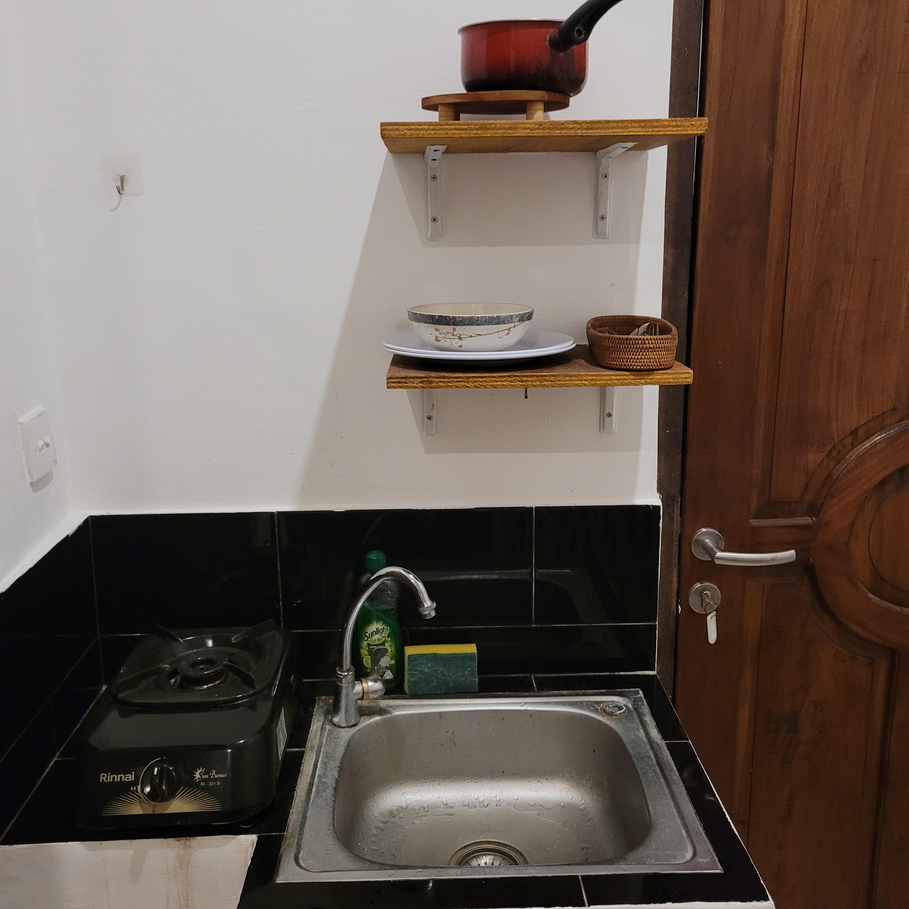 발리-사누르-숙소-주방-시설