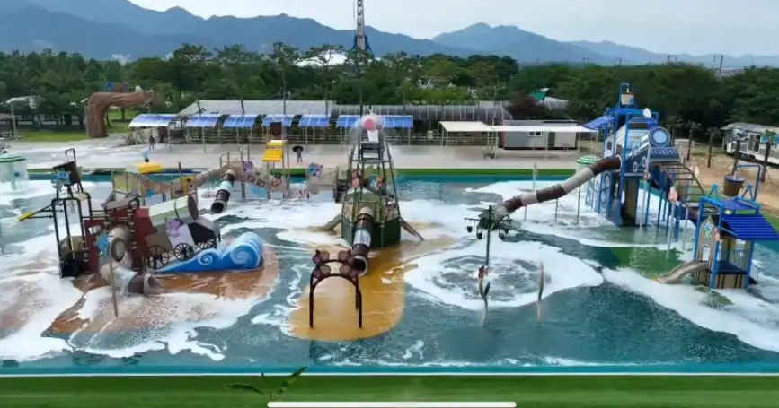 섬진강기차마을 물놀이장