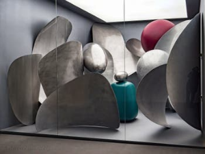 Microworld&quot;(2011)