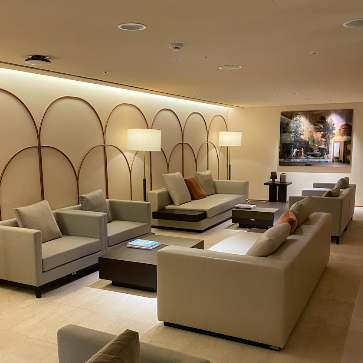 수영장 가는 길 로비