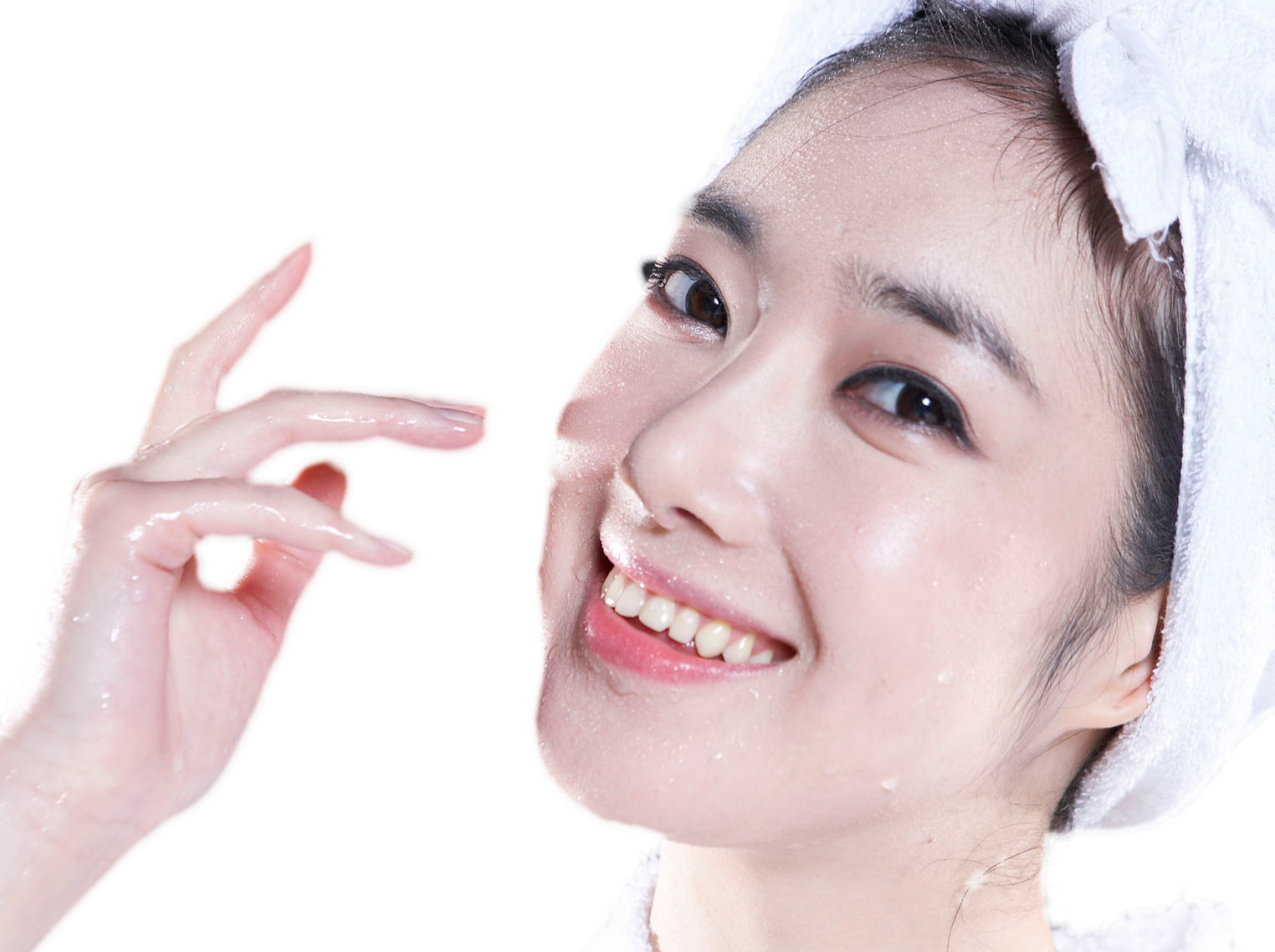 모공각화증에 대한 독한 비누와 스킨케어 제품의 영향