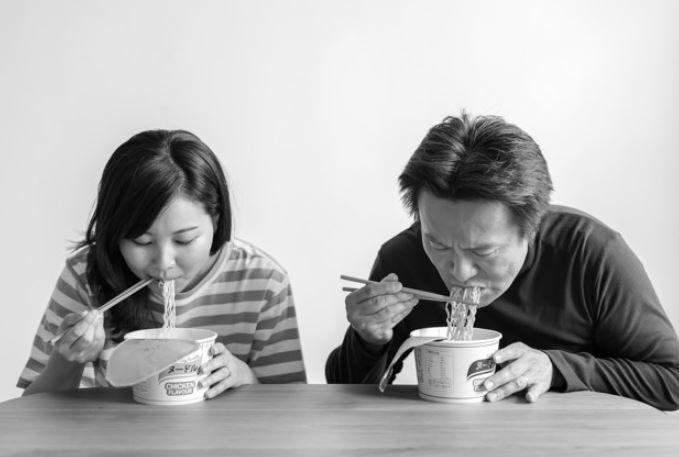 인스턴트음식섭취