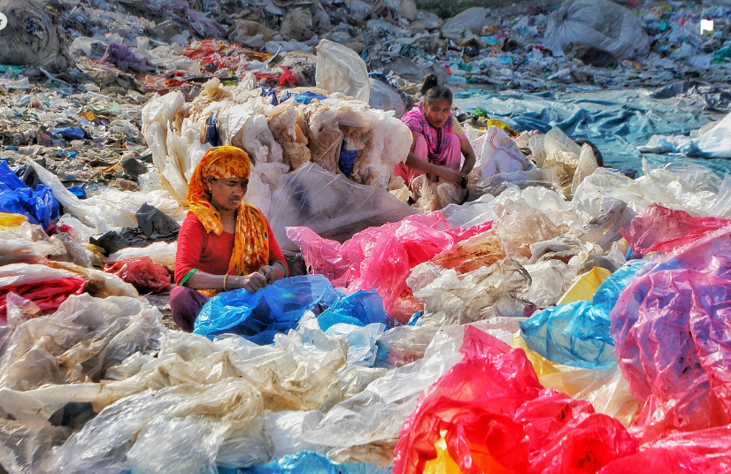 플라스틱, 여성