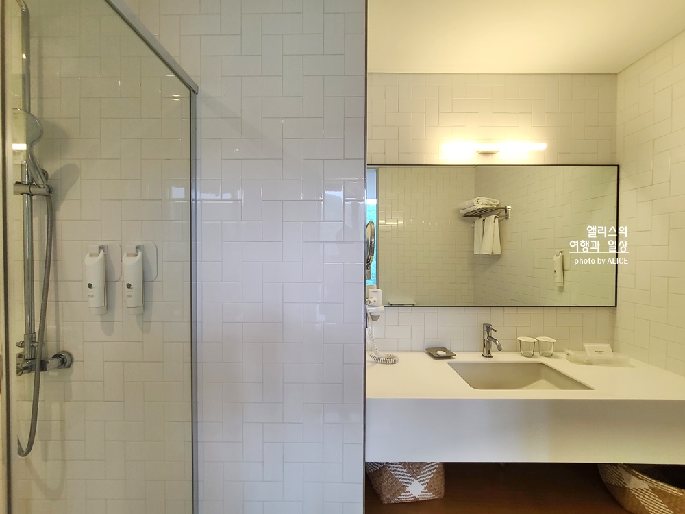 라까사호텔 광명 슈페리어 더불룸 그린 마운틴뷰, 힐링 호캉스 경기도 호텔