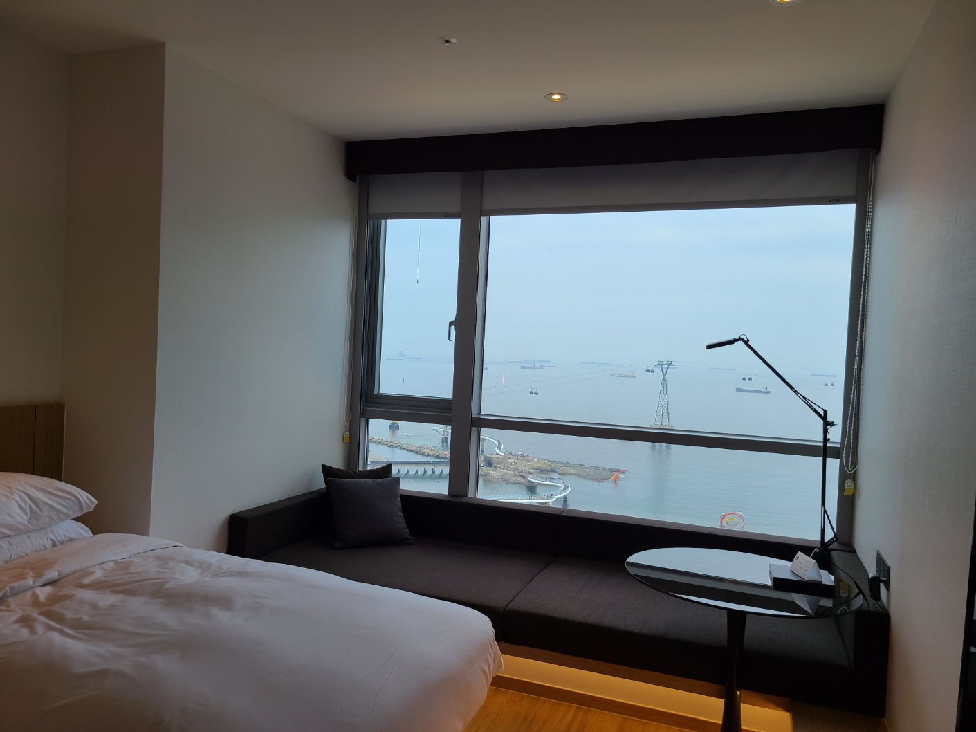 페어필드 바이 메리어트 부산 송도비치 오션뷰 트윈룸 객실