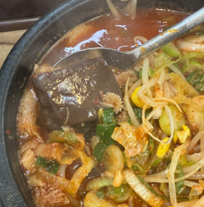 김정림선지해장국 - 큐브형 선지의 깔끔한 해장국