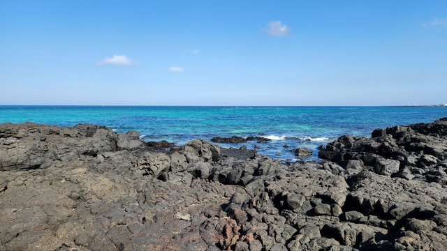 창꼼 바위 주변