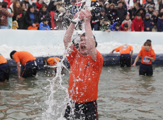 2025 화천 산천어축제 완벽 가이드 일정, 체험, 꿀팁 총정리!