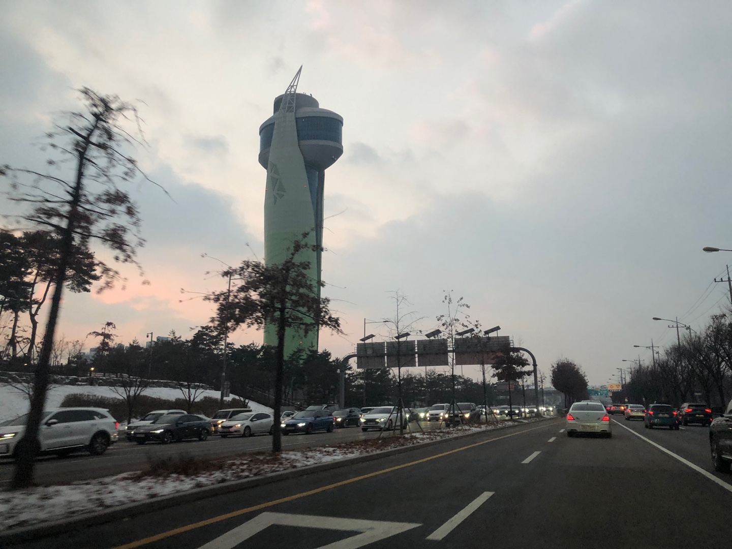주차장대기줄
