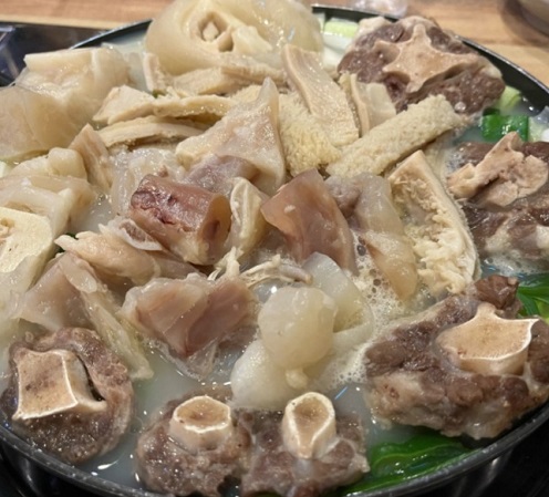 백반기행-안양-장내동육칼-보양수육전골