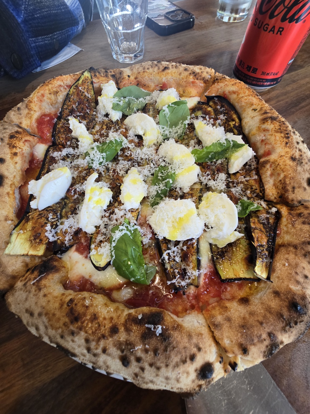 가지 토마토 피자