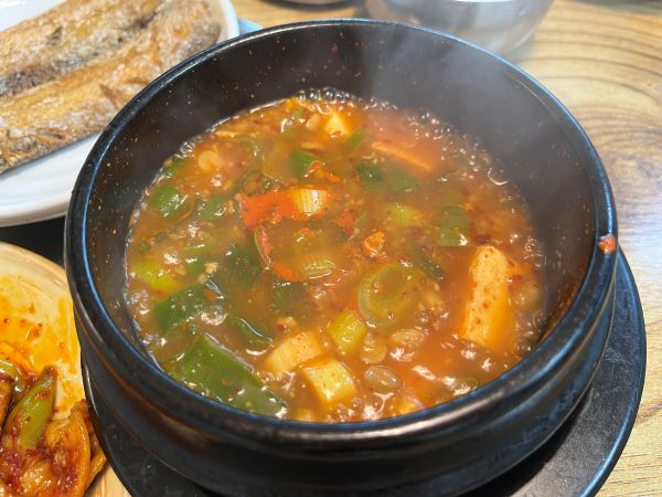 마당정식 - 된장찌개