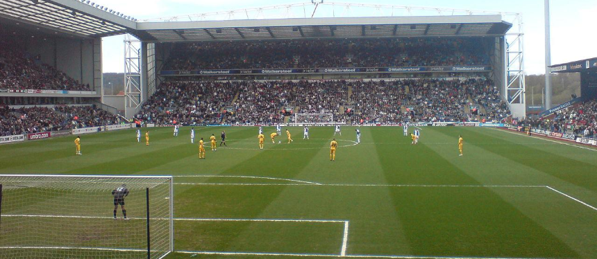 이우드 파크(Ewood Park)