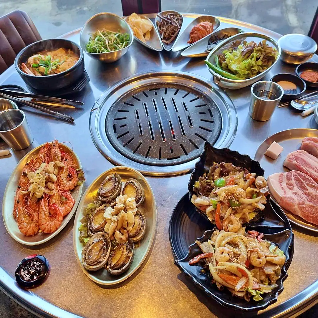 동원아 여행가자 장민호 정동원 제주 애월 바다뷰와 함께 즐기는 흑돼지 목살 삼겹살 오겹살 고기 맛집 추천