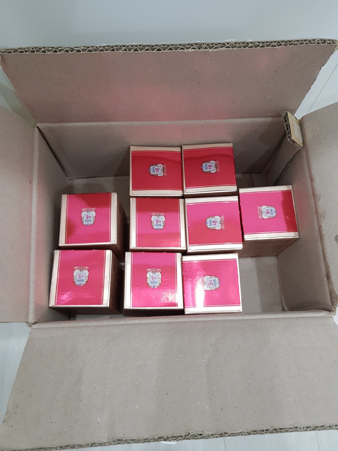정관장 홍삼진고 100g x 10병 구성
