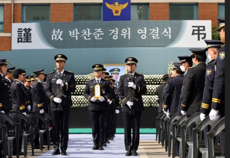 개그맨 이상민 누구?｜추미애에 빨대 250개 보낸 이유&middot;나이&middot;프로필&middot;소방 발언 논란 총정리