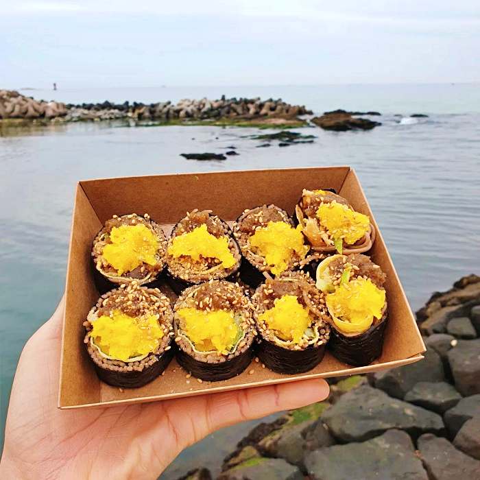 생방송 오늘저녁 강릉 강문 해변 밥 대신 메밀면을 넣은 메밀 김밥 맛집