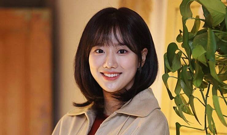 그룹-에이프릴-출신-배우-이나은