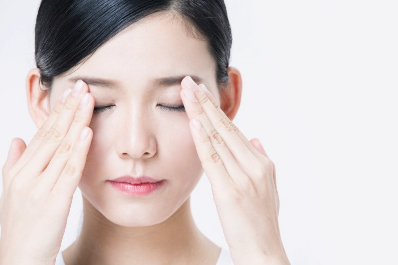 눈밑이-떨리는-증상