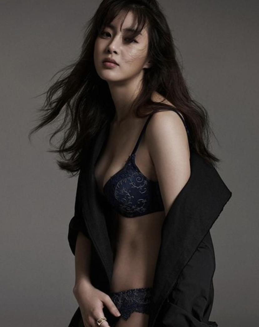 강소라 속옷 화보