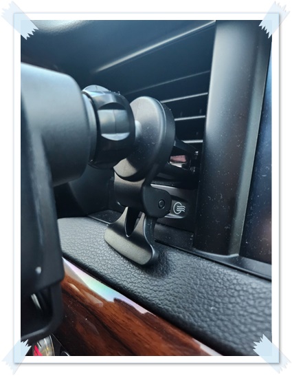 쿠팡-차량용-핸드폰-무선-충전기-추천