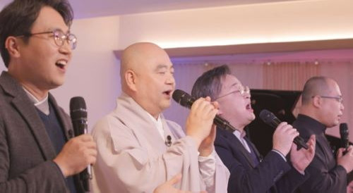 하성용 신부님 만남중창단 활동