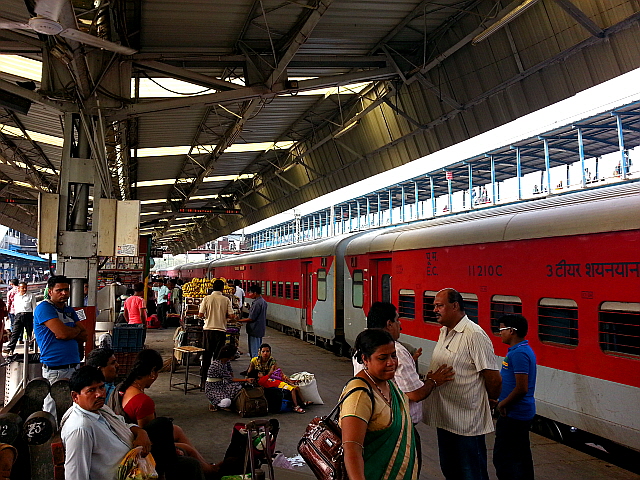 기다리는 사람들