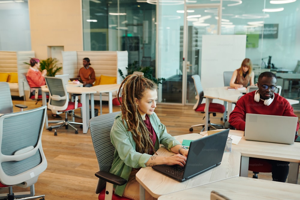 협력 관련 이미지