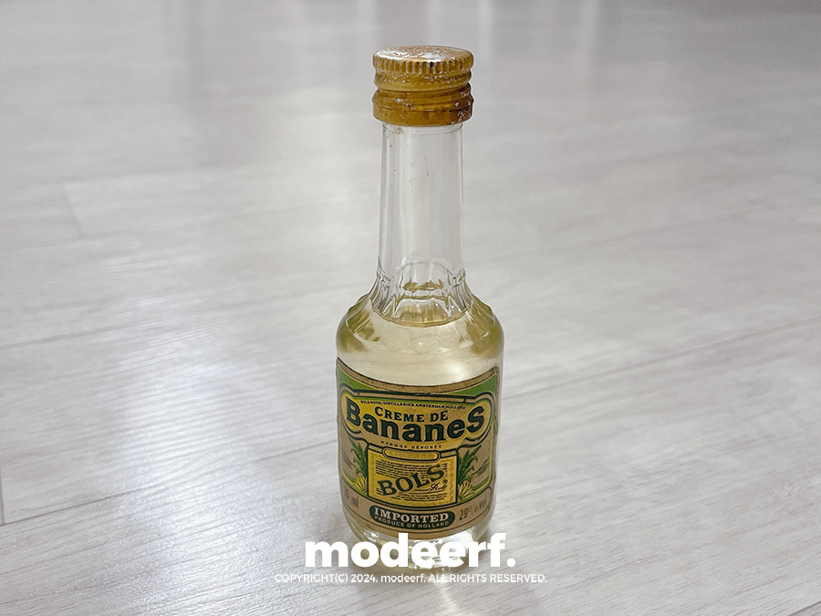 BOLS Creme De Bananes MINIATURE