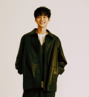 윤지온 프로필