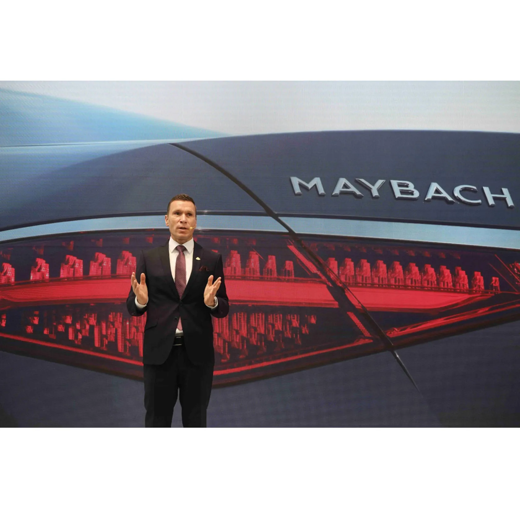 마이바흐 브랜드센터 서울 오픈 이미지