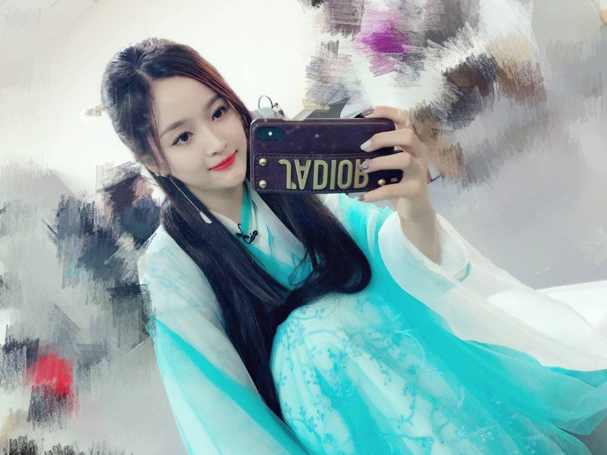우주소녀 선의 인스타그램 사진 몸매