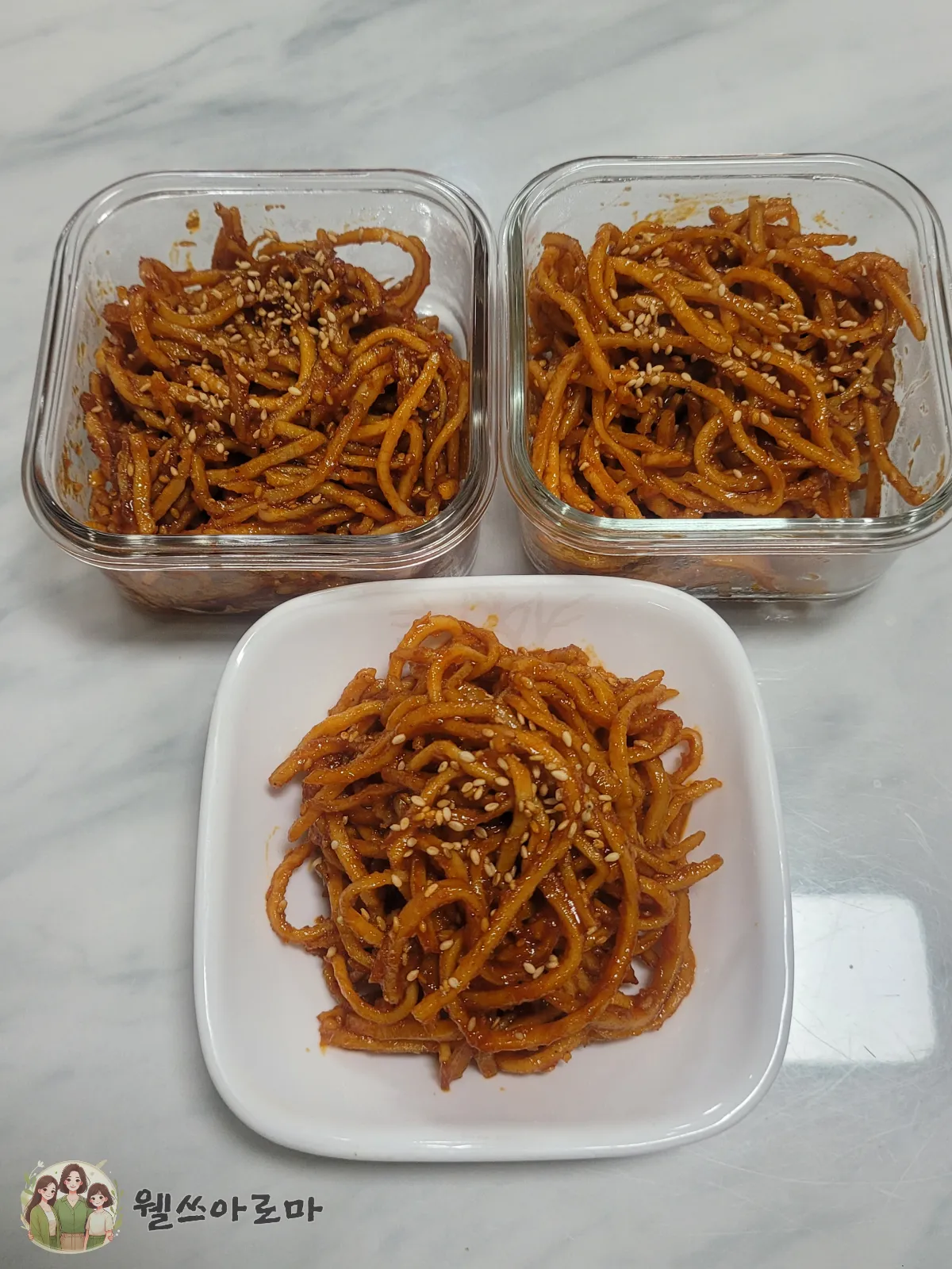 류수영표-진미채볶음-완성-담은모습