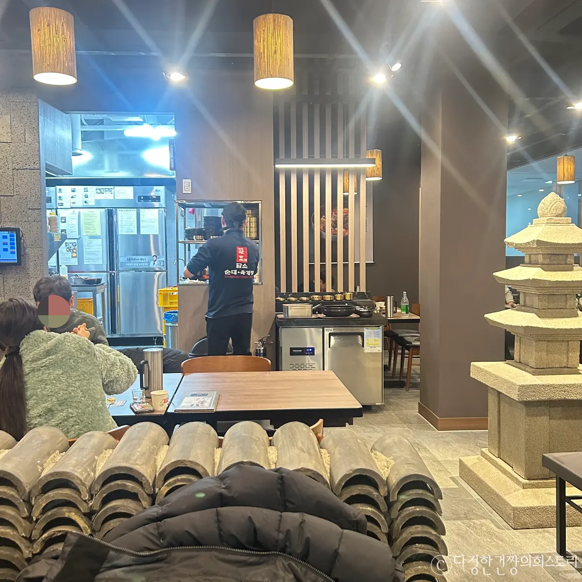 7호선-장승배기역-신규-맛집-담소-소사골-순대-육개장-매장-내부