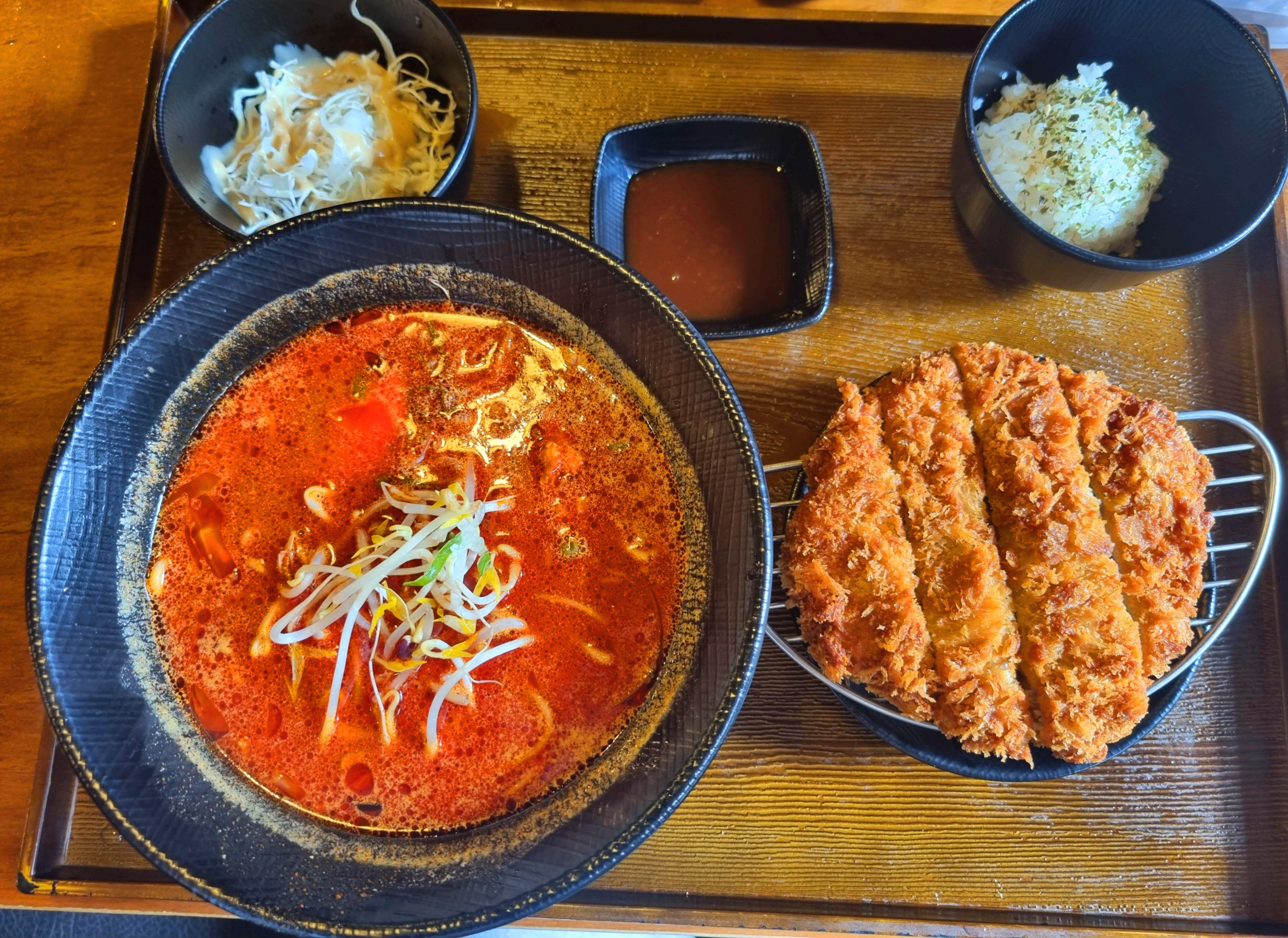 멘무샤 탄탄멘정식