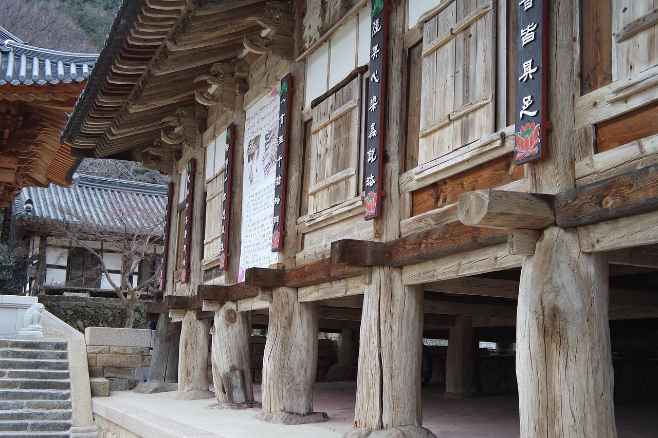 한국 불교와 중국&middot;일본 불교의 차이