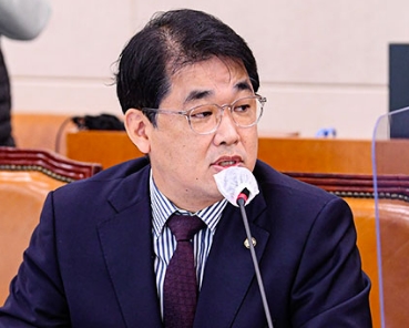 배준영 국회의원 프로필 나이 고향 학력 재산