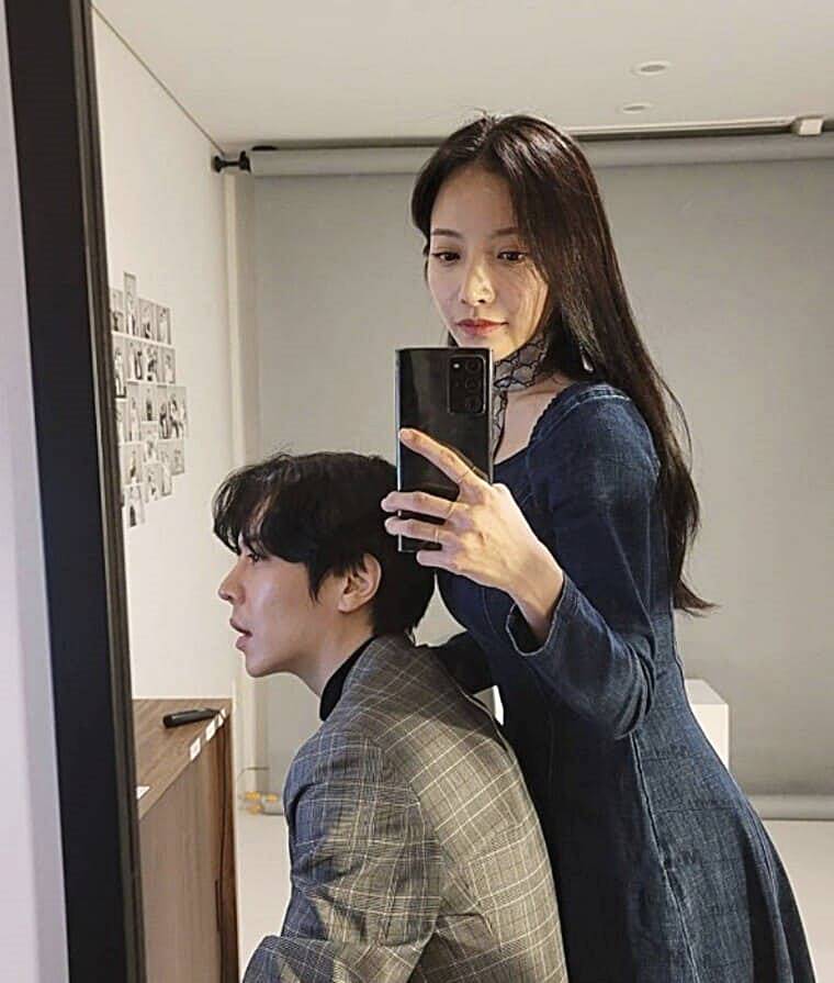 웹툰-작가-박태준-걸그룹-출신-최수정