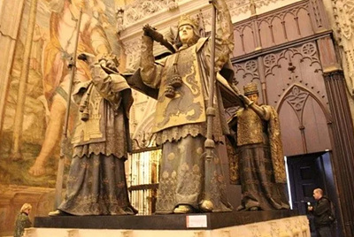 콜럼버스의 관 사진