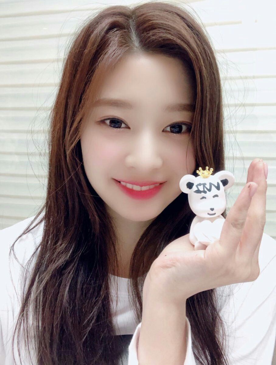 아이즈원 김민주 최애사진