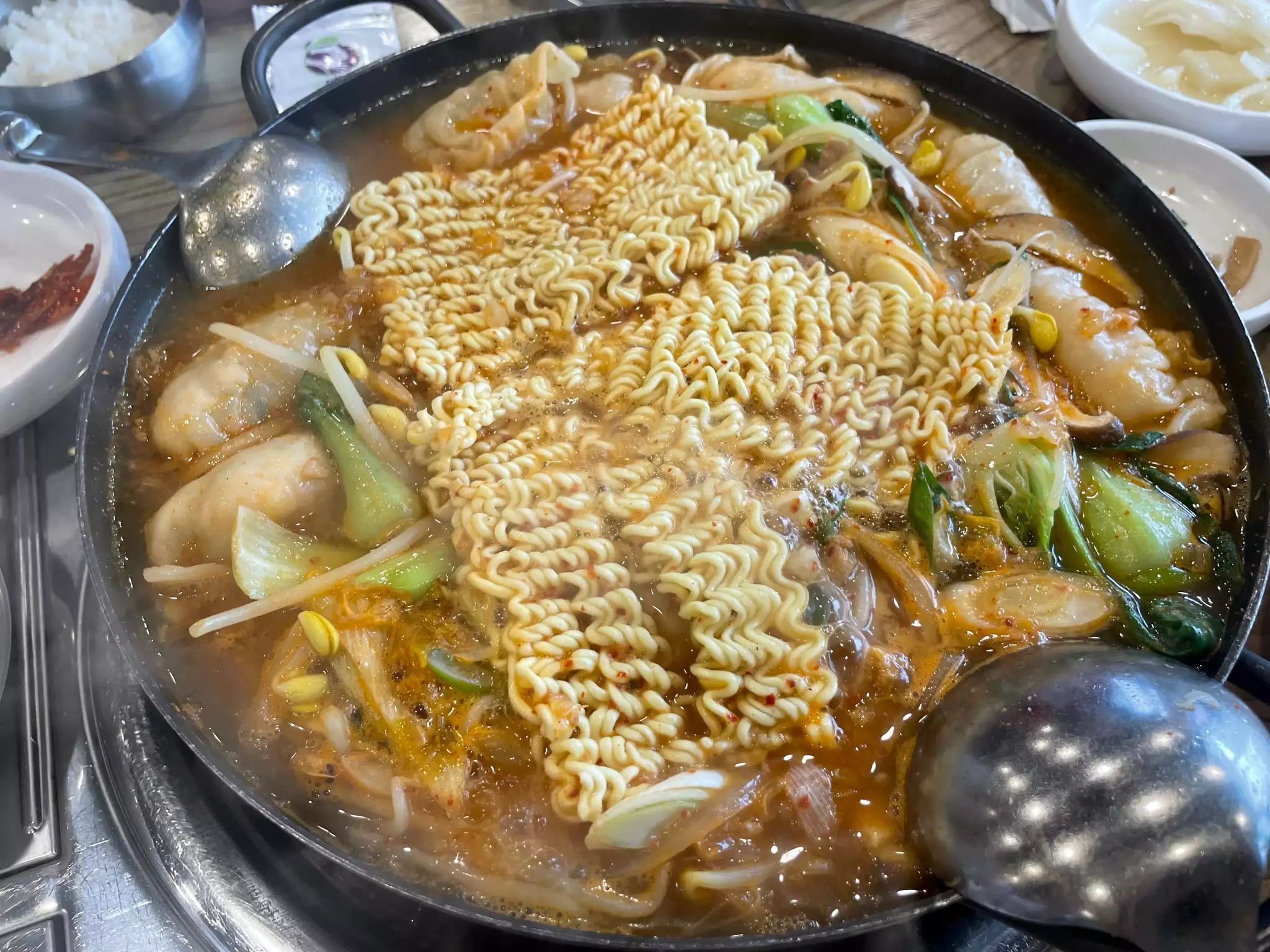 되는집 만두전골