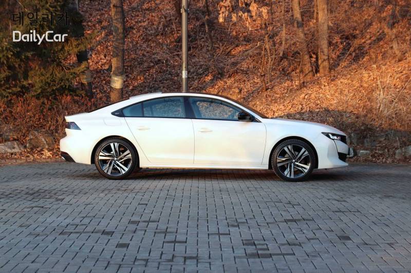 푸조 508 GT 팩